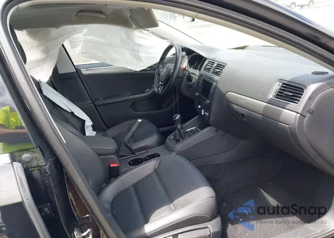 2017 Volkswagen Jetta 1.4T Se z USA, uszkodzony, nr VIN 3VWB67AJ6HM299135